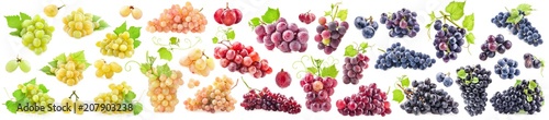 Kolekcje dojrzałych winogron z liśćmi na białym tle