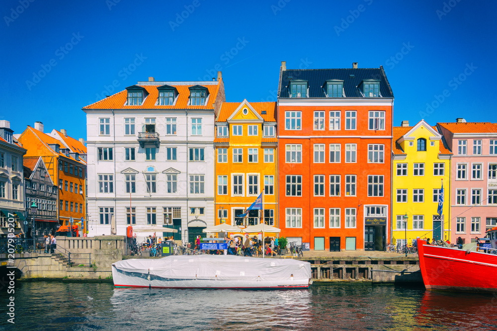 Naklejka premium Embankment New Harbour, Copenhagen, Denmark