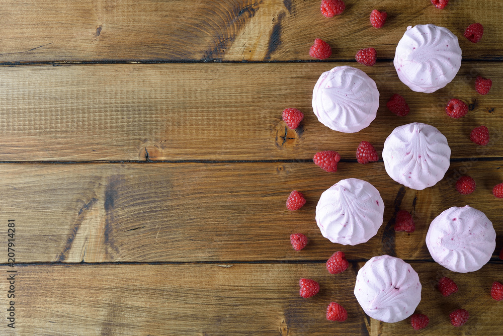 Marshmallow with raspberries Marshmallow with raspberries