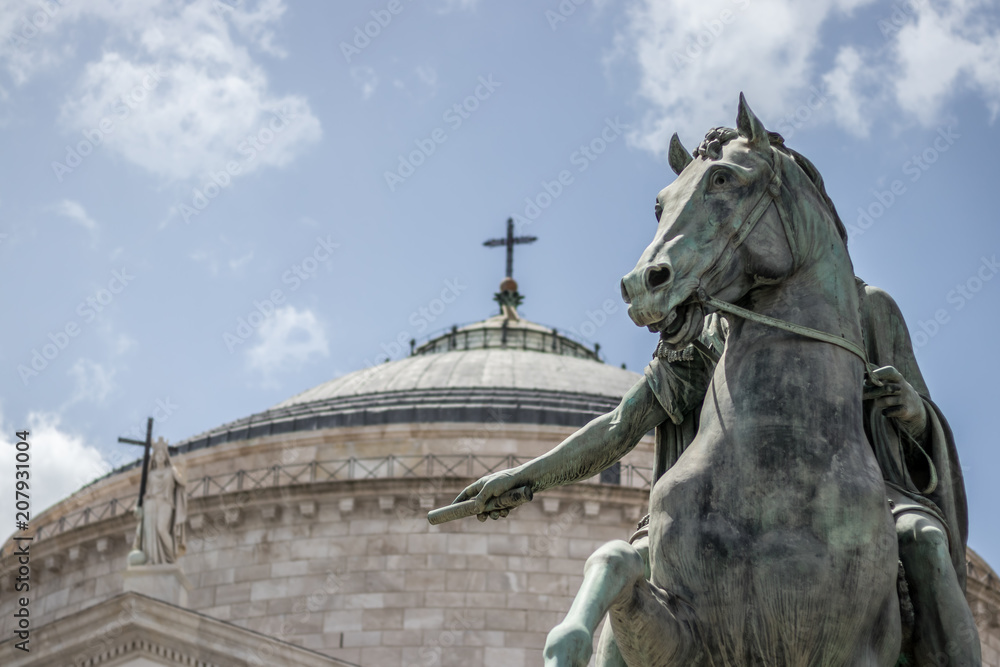 Fototapeta premium Naples Horse Statue