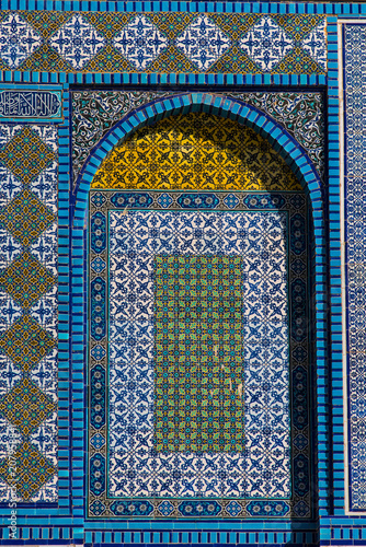 Islamic pattern, tile mosaic on mosque