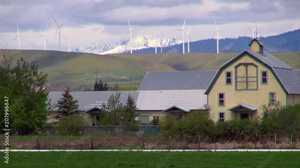 The Massive Yakima Valley windmills in USA The Massive Yakima Valley windmills in USA