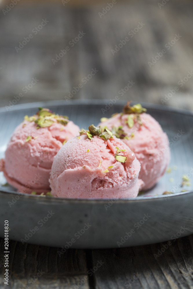 Strawberry ice cream with pistachio Strawberry ice cream with pistachio