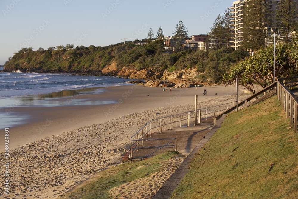 Φωτογραφία Early morning sunrise at Coolum Beach on the Sunshine Coast of Queensland in Australia