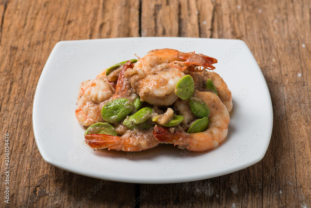 Stir-Fried Twisted Cluster Bean with Shrimps/Bitter Bean Stir-Fried Twisted Cluster Bean with Shrimps/Bitter Bean