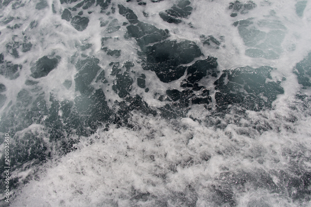 foam of sea waves