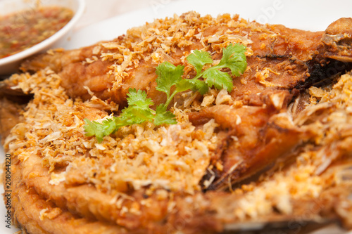 Fried fish with garlic - Pla Tod