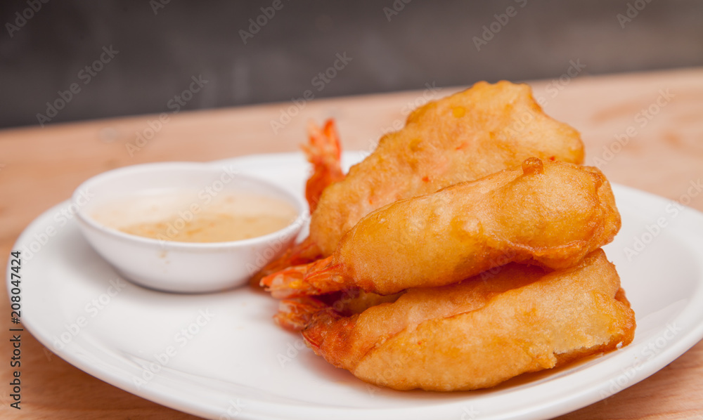 Fried shrimp and sauce, Thai style. Fried shrimp and sauce, Thai style.