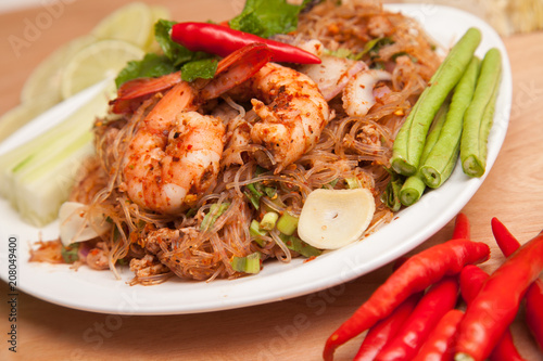 Spicy vermicelli shrimp - Thai food