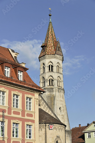 St. Johanniskirche, Johanneskirche, mit Glockenturm Johannisturm, Spätromanik, erbaut zwischen 1210 und 1230, Schwäbisch Gmünd, Baden-Württemberg, Deutschland, Europa