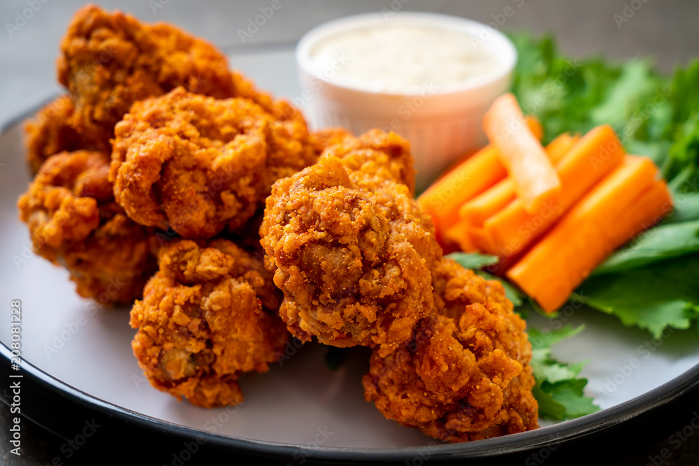 fried spicy chicken wings fried spicy chicken wings