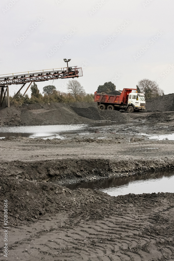 Open Pit Coal Mining and processing in South Africa. Washing and storage Open Pit Coal Mining and processing in South Africa. Washing and storage