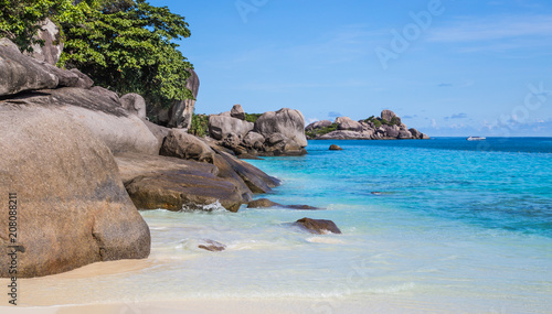 Similan islands in Thailand © pierrick