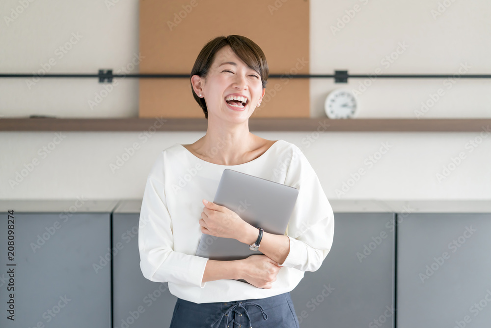 ビジネス・女性 ビジネス・女性