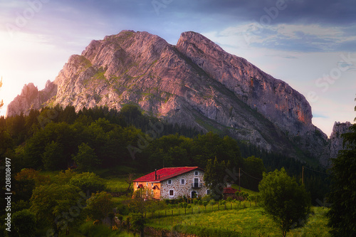 Foto Sunset in Urkiola in Basque Country