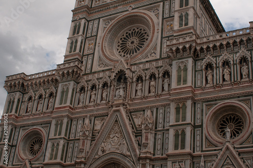 Detail of the Duomo of Santa Maria in Fiore, in Firenze (Italia), in polychrome marbles is from the modern era © Roza_Sean