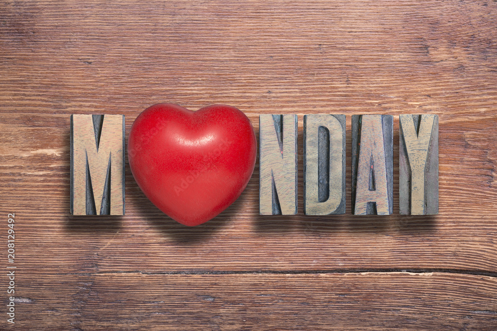 Monday heart wooden Monday heart wooden