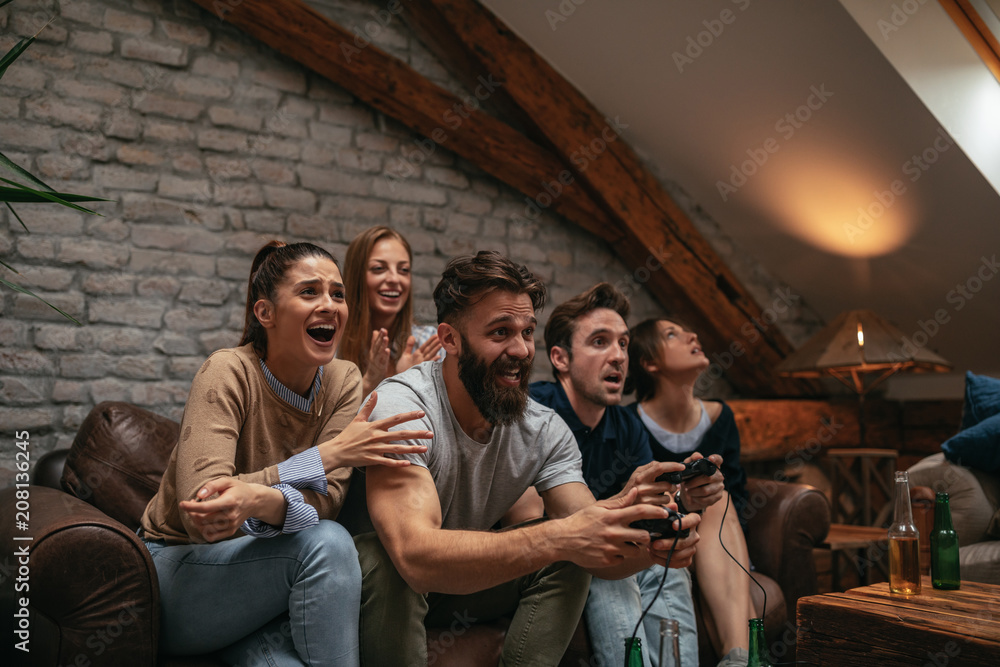 Fototapeta premium So close to win this game