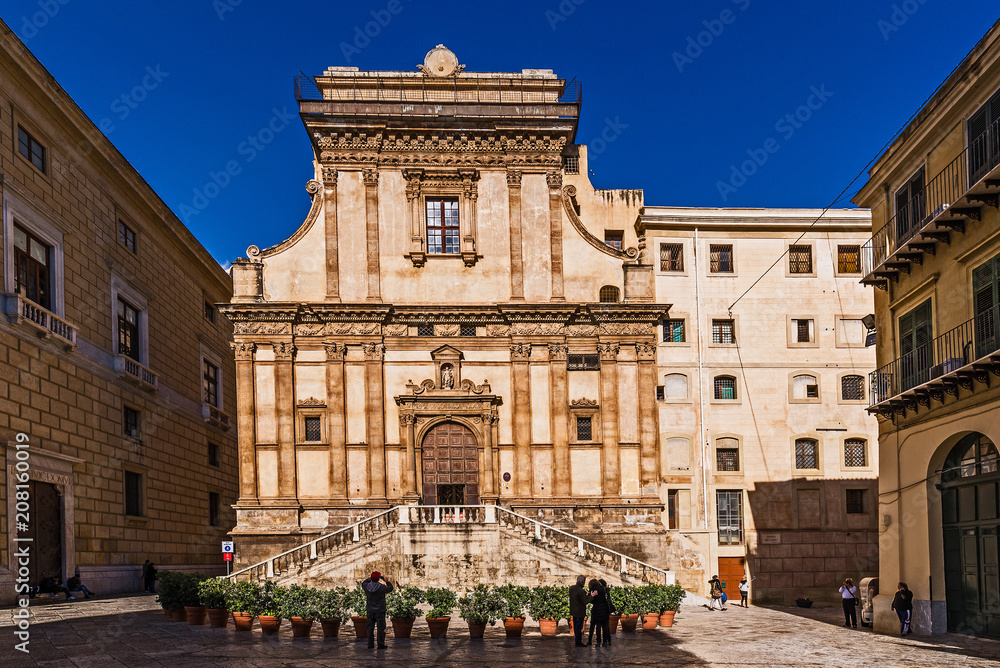 Altstadt von Palermo mit Santa Caterina