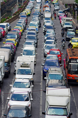 悪名高いバンコクの交通渋滞