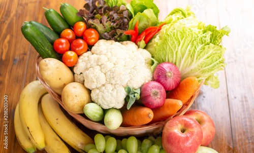 Fototapeta Naklejka Na Ścianę i Meble -  healthy food vegetables and fruits