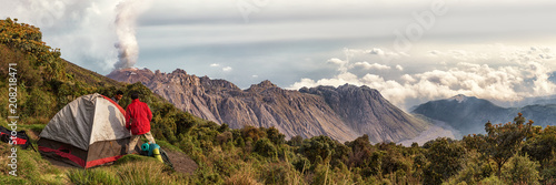 El Volcán Santiaguito visto de Santa María, Guatemala, Mayo 2018 photo