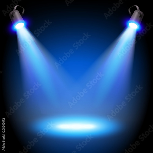 Two reflectors with headlight beams