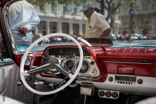 HABANA, CUBA-JANUARY 13: Old car on January 13, 2018 in Habana, Cuba. Old car on the city street © sergemi