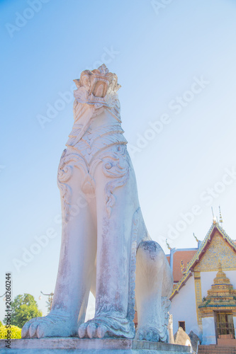 Tiger statue