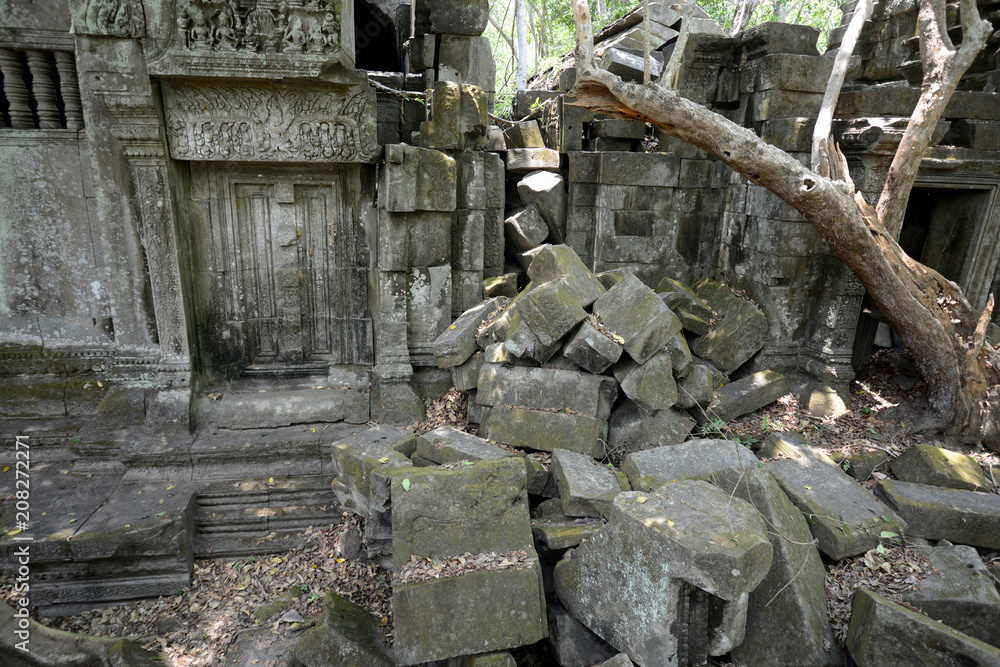CAMBODIA SIEM REAP ANGKOR BENG MEALEA TEMPLE CAMBODIA SIEM REAP ANGKOR BENG MEALEA TEMPLE