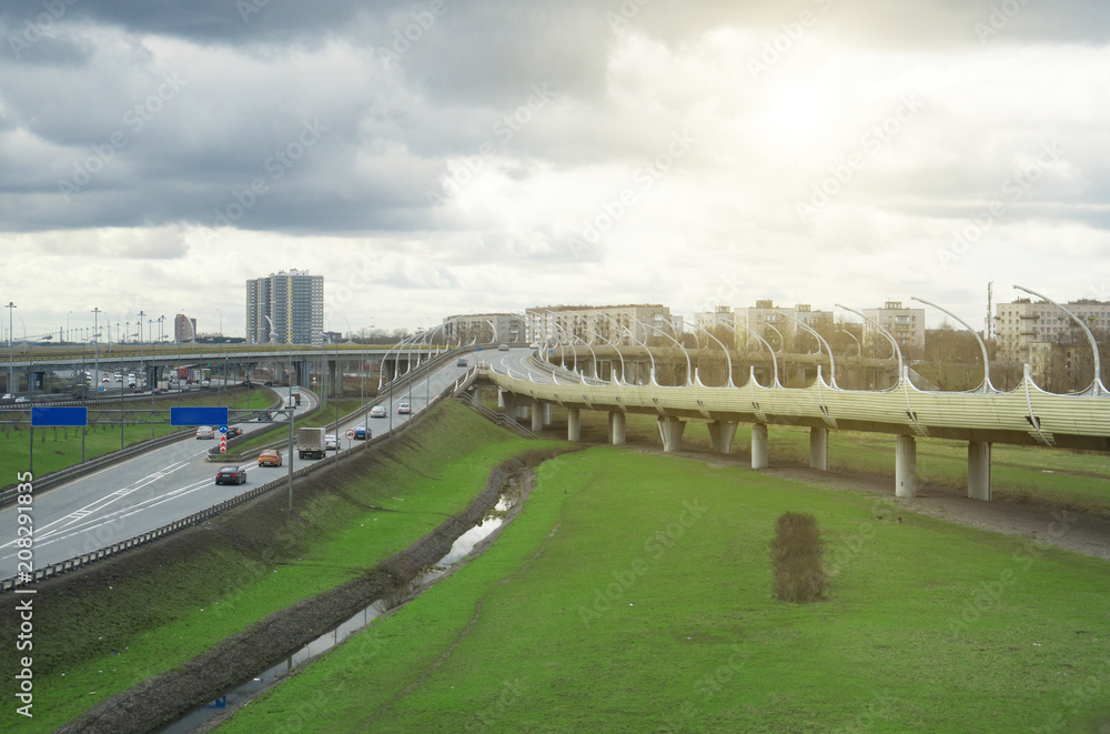 Obraz premium Transport interchange at the intersection with the Tallinn Highway in St. Petersburg.