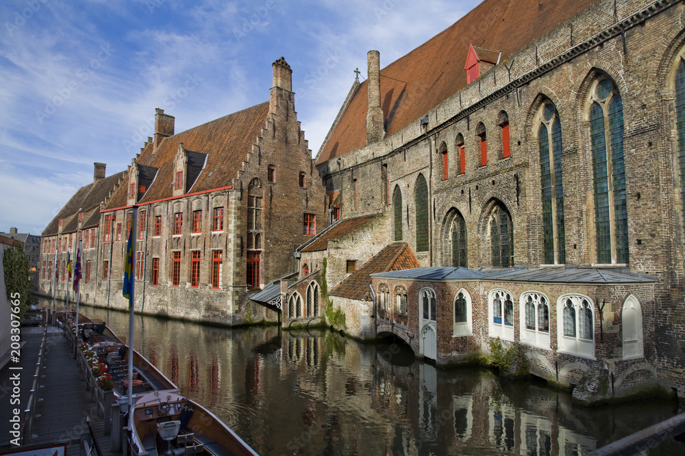 Bruges Hospital by the water
