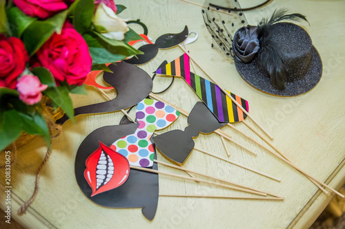 Retro paper accessories for photobooths photoshooting