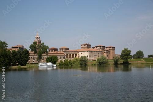 Mantova, vista sul fiume Mincio