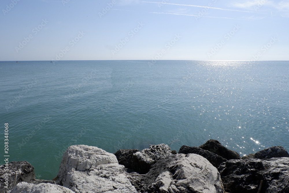 Gli scogli Gli scogli