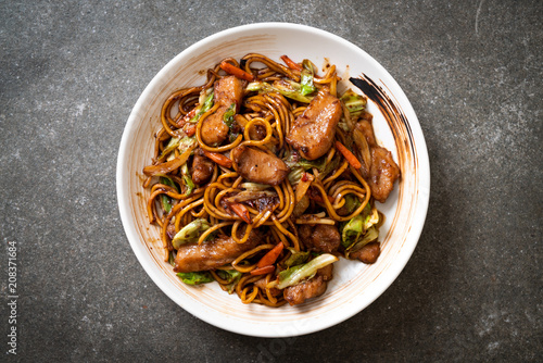 Quadro em tela stir-fried yakisoba noodle with pork