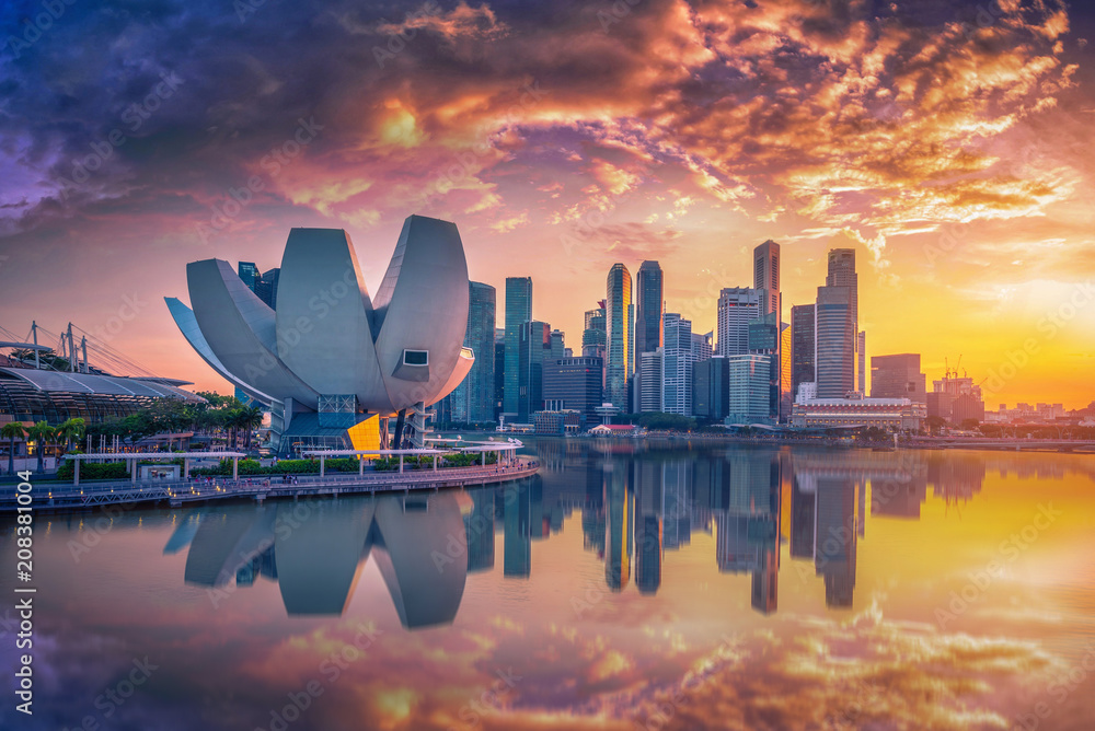 Singapore Skyline and view of skyscrapers on Marina Bay at sunset. - obrazy, fototapety, plakaty 