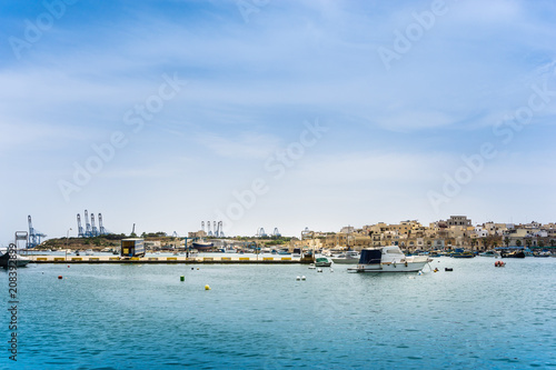 Fototapeta Naklejka Na Ścianę i Meble -  Mediterranean traditional colorful boats in Malta