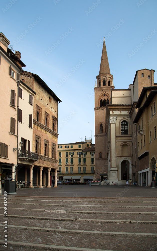 Obraz premium Mantova, campanile chiesa di Sant'Andrea