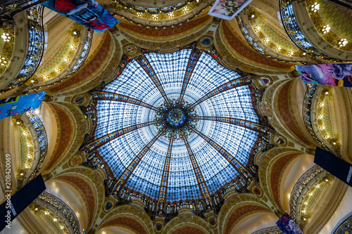Stained Glass Ceiling Department Store in Paris - Galeries Lafayette Paris Haussmann