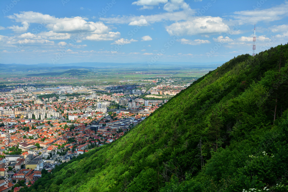 Obraz premium View of Brasov city from Mountain Tampa, Transylvania, Romania