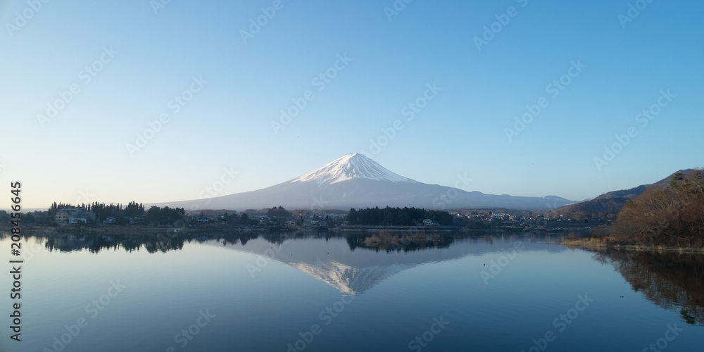 逆さ富士　河口湖　ドローン撮影