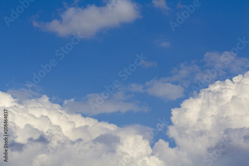 Fototapeta Naklejka Na Ścianę i Meble -  White cloud on a clear blue sky