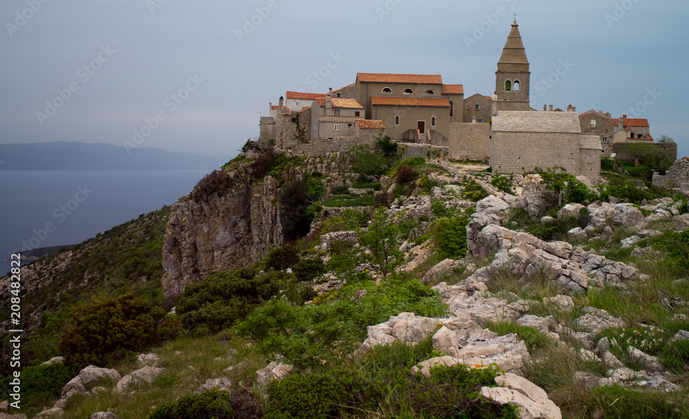 Das alte Dorf Lubenice auf der Insel Cres, Kroatien