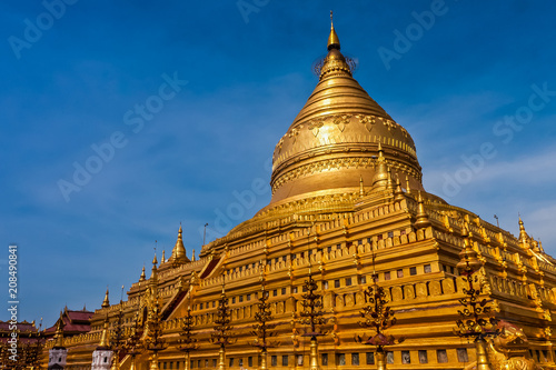 The Shwezigon Pagoda or Shwezigon Paya, Nyaung-U, Myanmar