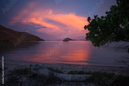 Sunset colors over the ocean in the Komodo Islands © DaiMar