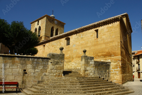 Iglesia de San Román en la villa de Cirauqui, Navarra photo