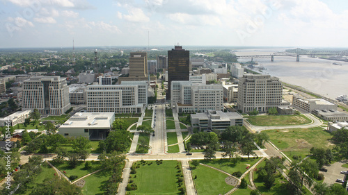 Vista de Baton Rouge desde El Capitolio Estatal de Lusiana, Luisiana photo