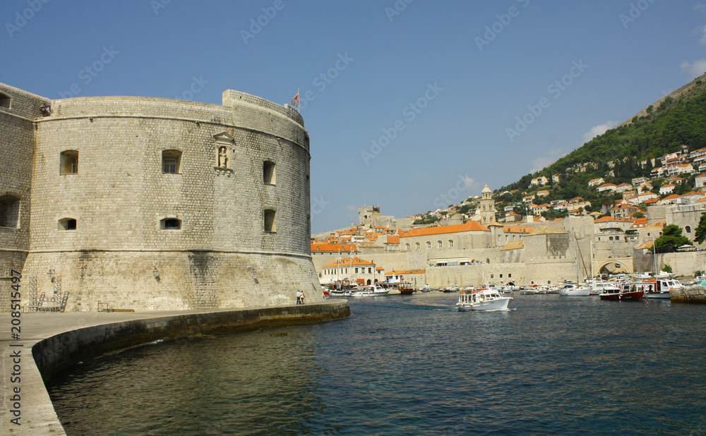Fuerte San Iván y Puerto antiguo de Dubrovnik, Croacia