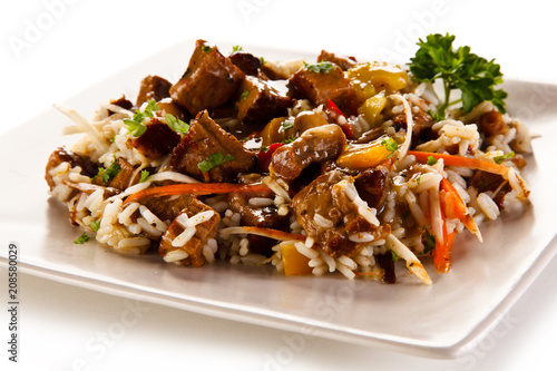 Roast meat with rice and vegetables